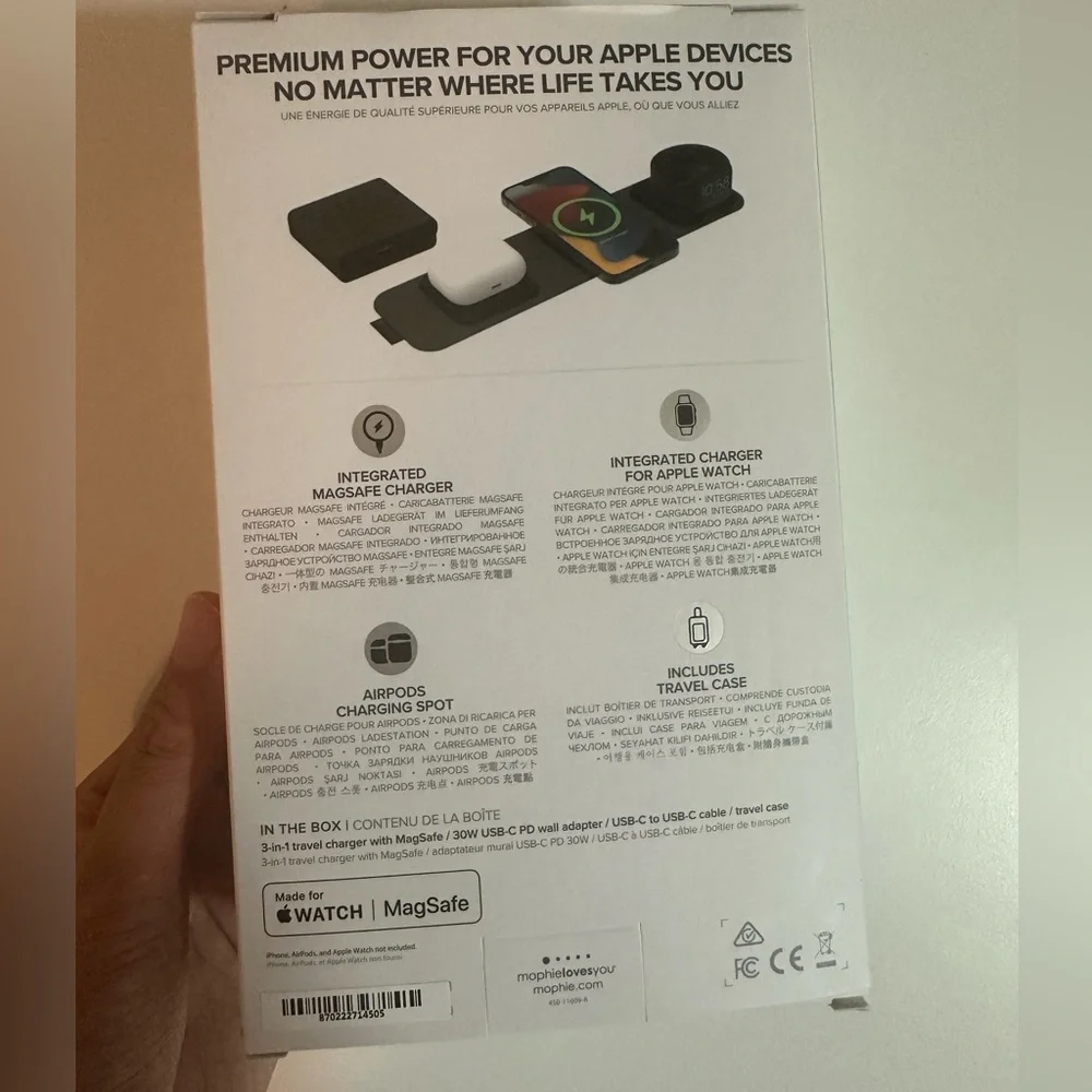 New in box Mophie Travel Pack Charging Station